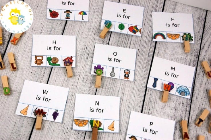 Help your preschoolers practice their ABCs with six sets of alphabet clip cards. These cards focus on letter identification, beginning sounds, and ending sounds,