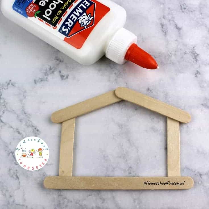These simple nativity Christmas ornament crafts for kids is not only beautiful on the tree but a perfect afternoon activity for preschoolers!