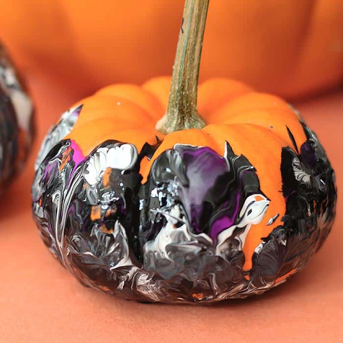 no-mess-pumpkin-painting-square Halloween Crafts for Kids