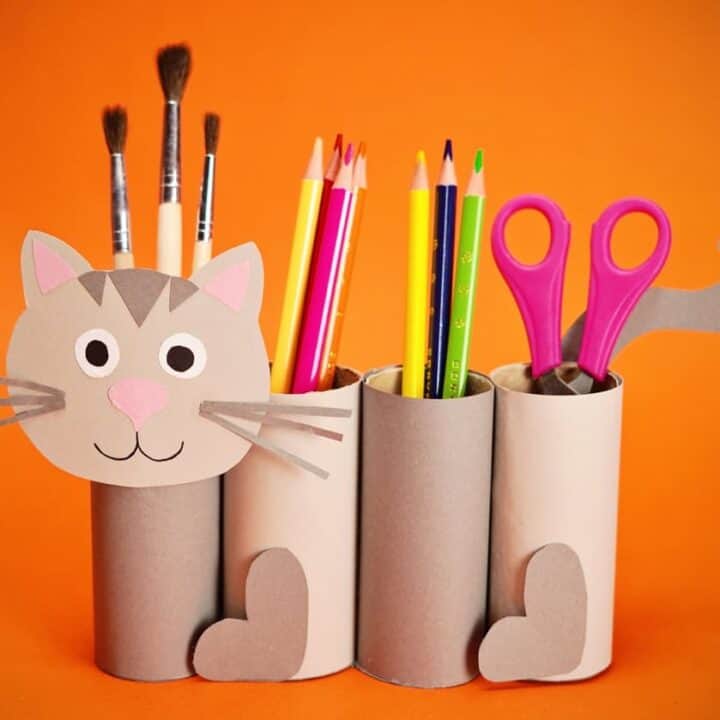 paper-roll-cat-craft10-720x720 Cat Crafts for Preschoolers
