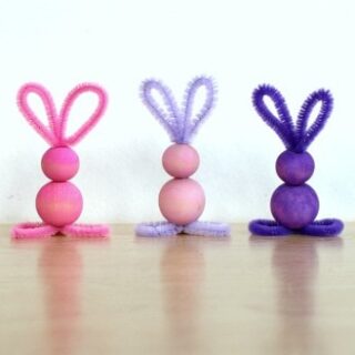 Bead-and-pipe-cleaner-bunny-craft-fb-320x320 Easter Bunny Crafts for Preschoolers