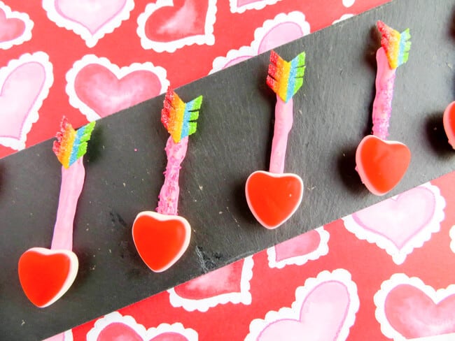 DIY-Cupid-Arrow-Candy Valentines Day Snack Ideas