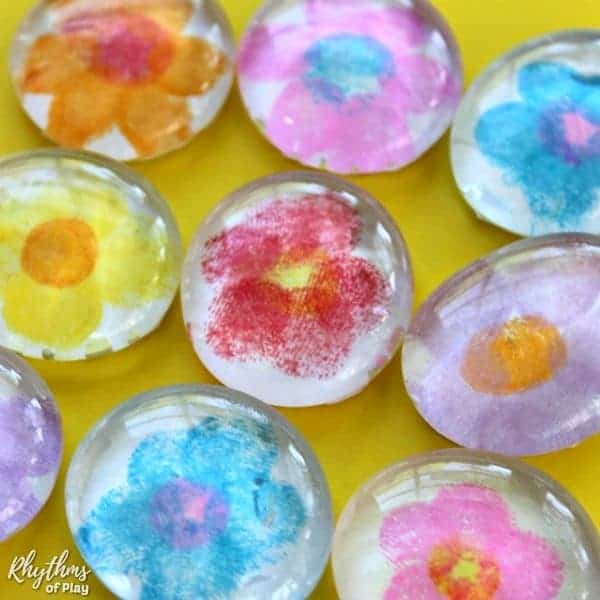 Fingerprint-Flower-Art-Glass-Magnets-sq Mothers Day Crafts Kids Can Make for Mom