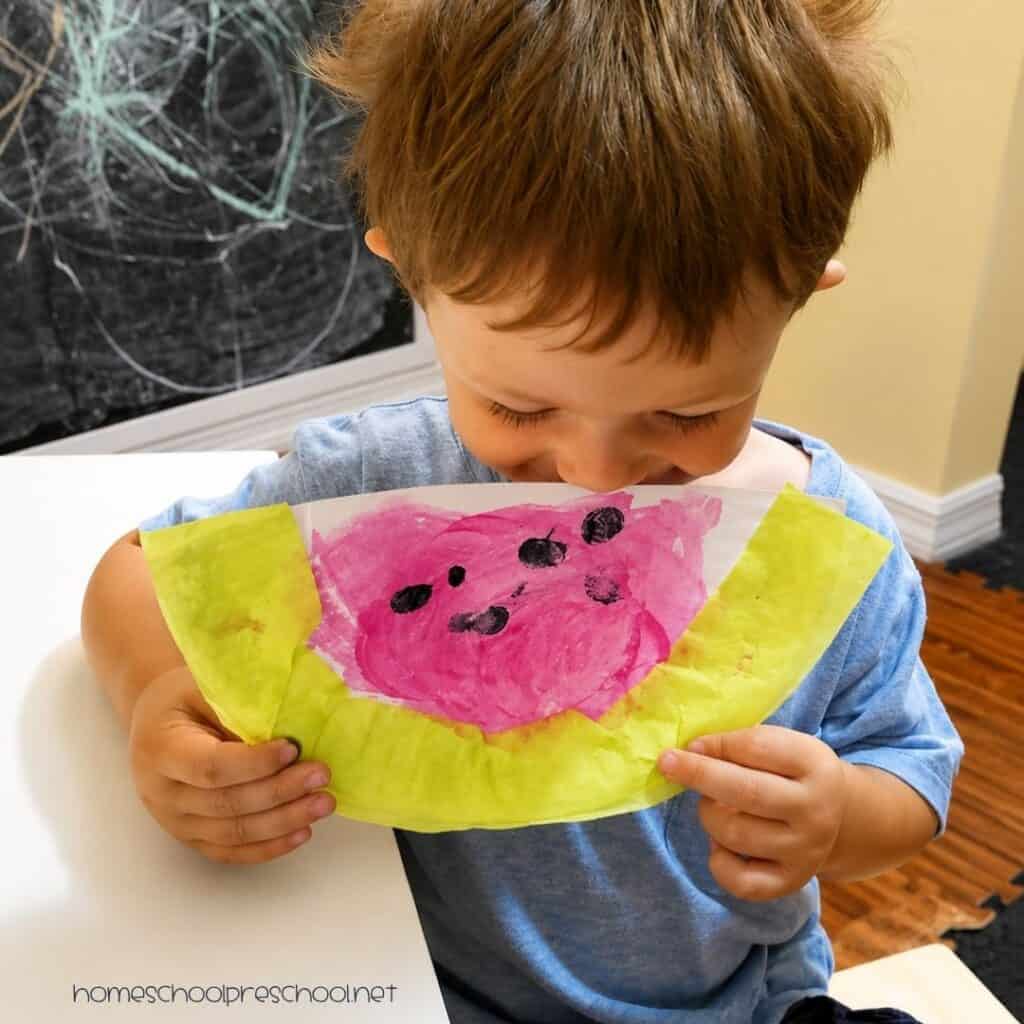 Finished paper plate watermelon craft for preschool summer activities