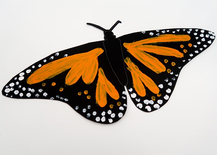 easy-monarch-butterfly-craft 21 Monarch Butterfly Crafts for Preschoolers