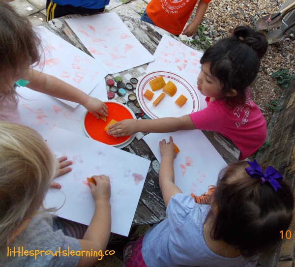 pumpkin-stamps Pumpkin Art Projects for Kids
