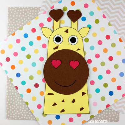 Valentines-Day-heart-giraffe-craft-featured-image Valentine Heart Animals