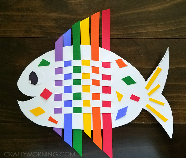 weaving-rainbow-fish-craft-for-kids-1 Paper Weaving Animals