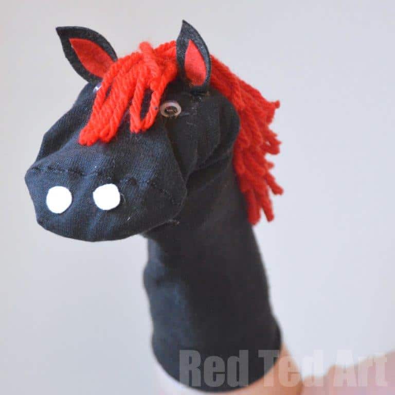 No-Sew-Horse-Puppet 12 Delightful Horse Crafts for Kids of All Ages