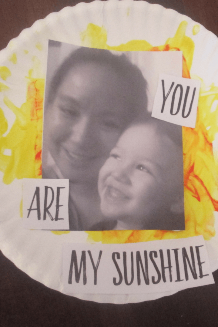 you-are-my-sunshine-mommy-and-me-paper-plate-craft-735x1103 Mothers Day Crafts Kids Can Make for Mom