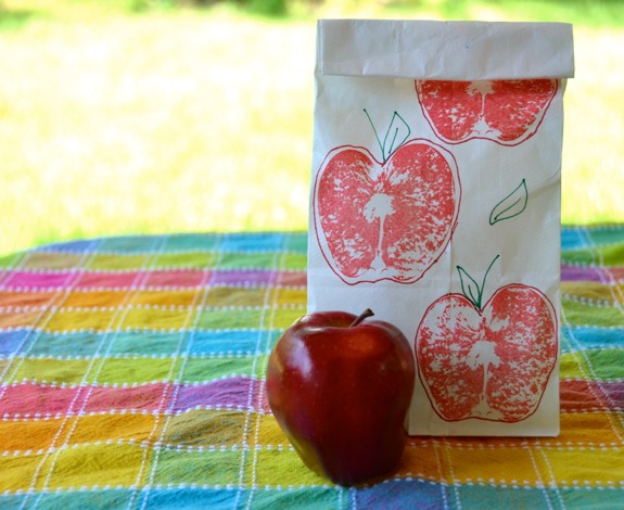 applebags2 Activities for Johnny Appleseed Day