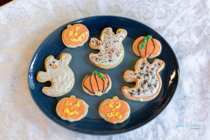 halloween-sugar-cookies-8-735x490 Preschool Halloween Treats