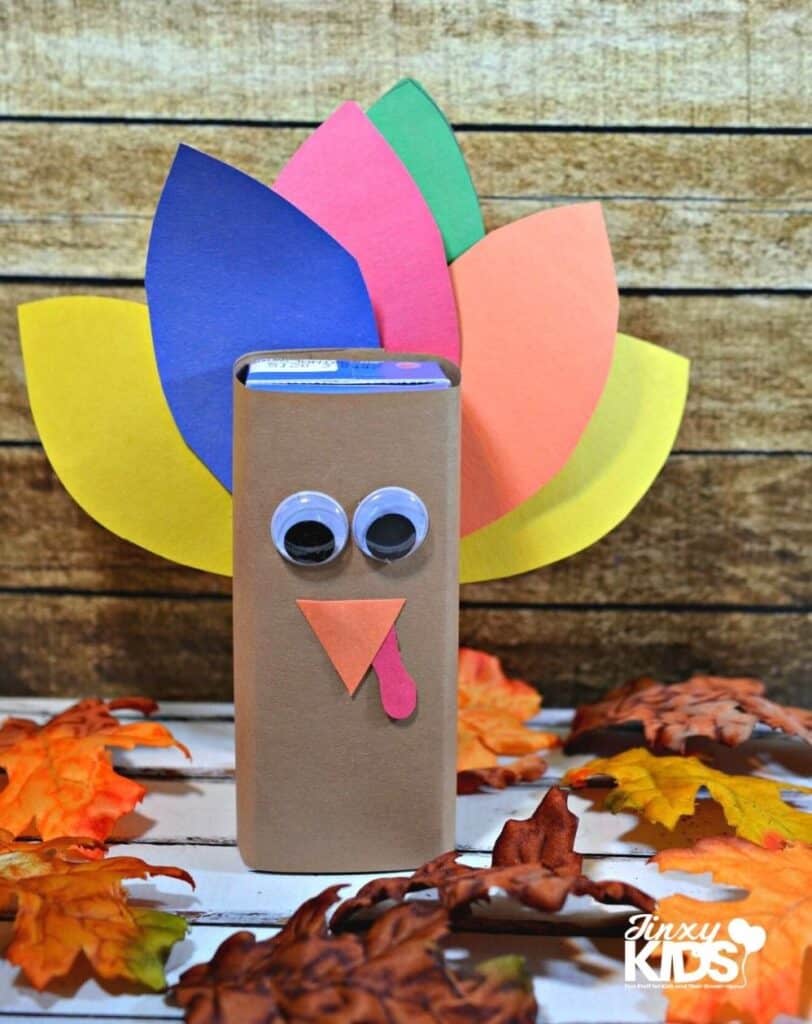 20 Thanksgiving Construction Paper Crafts for Preschoolers