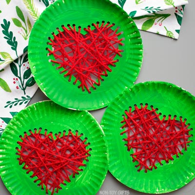 Paper-plate-Grinchs-heart-featured-image Grinch Crafts for Preschool