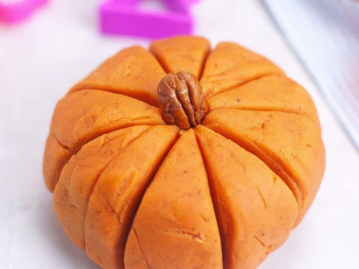 Image for Homemade Pumpkin Spice Playdough