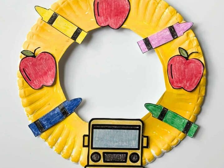 Image for Back-to-School Paper Plate Wreath with School Supplies
